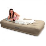 Intex Надувная кровать