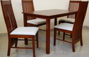деревянные стулья