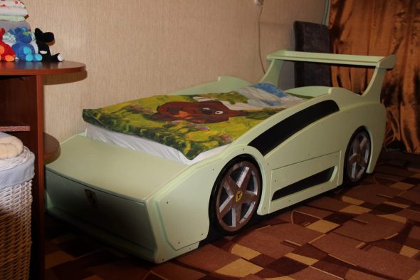 кроватка машинка для сына своими руками