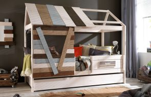 необычный дизайн домика кровати для детей