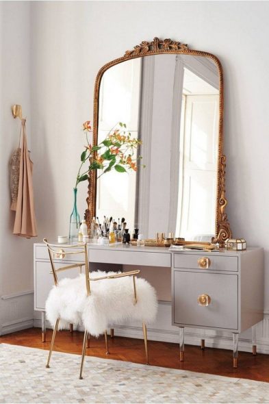 туалетный столик с зеркалом