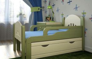Удобная раздвижная кровать для ребенка