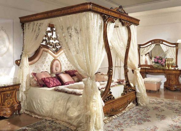 Балдахин над кроватью – царственная роскошь для алькова
