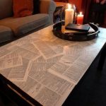 декор стола газетами