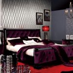 фиолетовая кровать