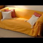 Чехол желтый на мягкую мебель