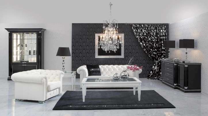Интерьер гостиной с черной мебелью