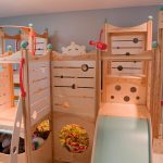 детская кровать с горкой и лестницей