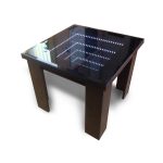 стол с эффектом бесконечности небольшого размера