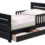 детская кровать с бортиками черная