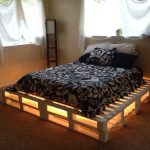 кровать из поддонов дизайн