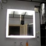 подсветка зеркала в ванной комнате