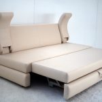 современный диван с механизмом дельфин