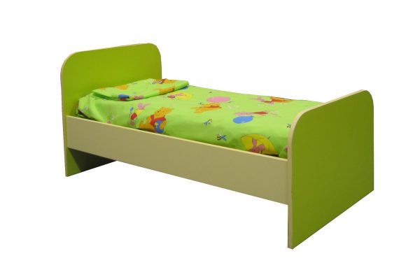 Кровать зеленая для сада