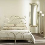 Металлические кровати в дизайне