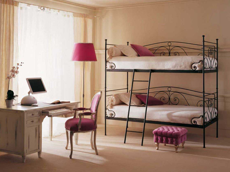 Двухъярусные кровати с бортиками для детей: обзор моделей с фото