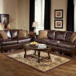 коричневый диван дизайн