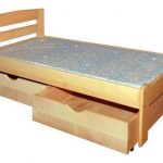 Кровать из массива сосны с ящиками