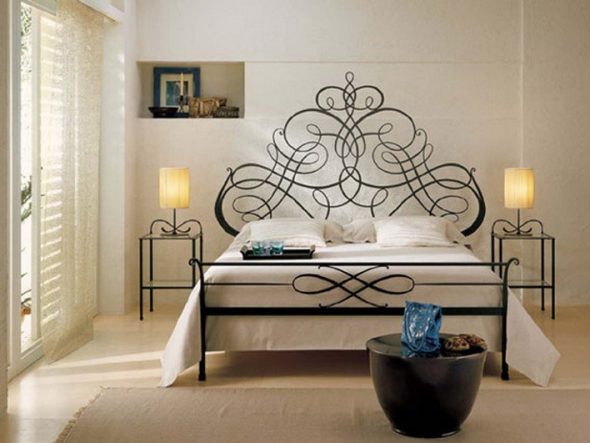 Кровать – главный атрибут прованской спальни
