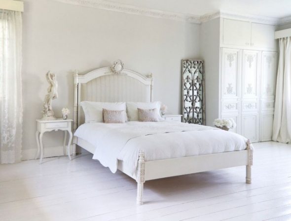 декорированное изголовье кровати – ноты изыска в спальне