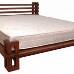 двуспальная кровать из сосны