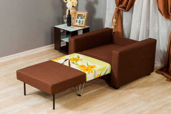 кресло кровать коричневое