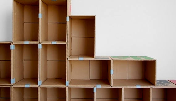 Как самостоятельно собрать картонную коробку при переезде
