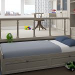 Кровать-подиум с ящиками в детской комнате