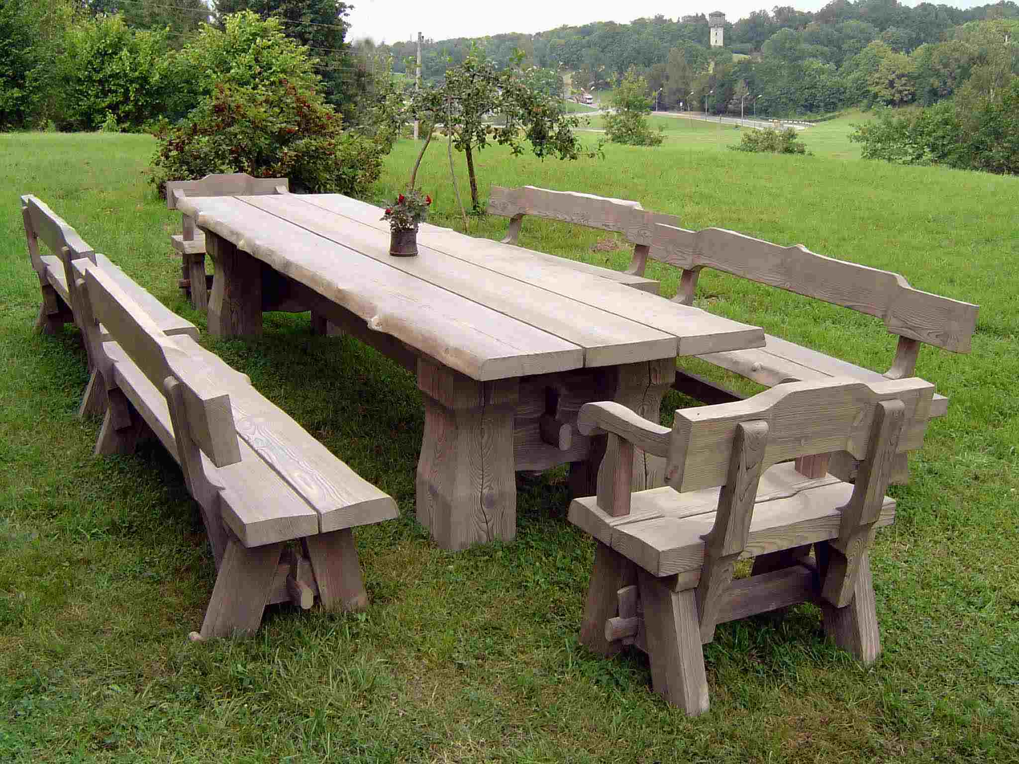 деревянный стол для сада своими руками