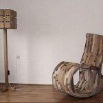 Кресло-качалка и торшер из картона