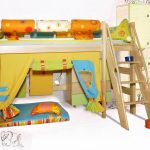 Разноцветное яркое оформление детской с игровой зоной и кроватью-чердак