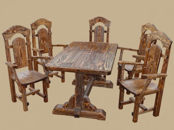 Резные стулья и стол