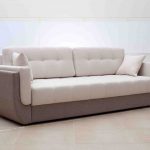 Компактный современный диван