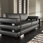 Красивый современный черный диван