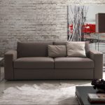 Серый диван-раскладушка в интерьере
