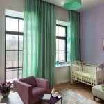 Нежные зеленые шторы в детскую спальню