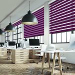 Фиолетовые шторы зебра в интерьере офиса