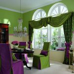Сочетание зеленого и фиолетового в текстиле столовой
