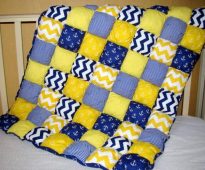 Сине-желтое объемное одеяло в морском стиле