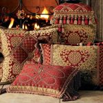 Декоративные подушки в восточном стиле