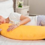 Мягкая и удобная подушка-банан для беременных