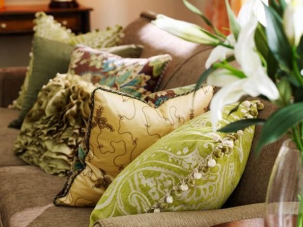 Декоративные подушки для дивана