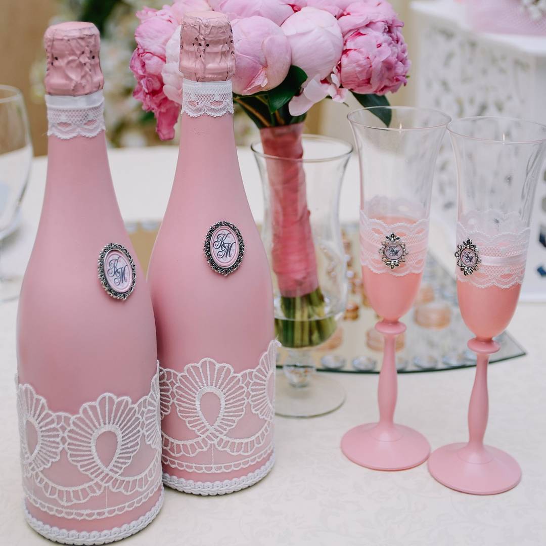 оформление бутылок шампанского на свадьбу фото