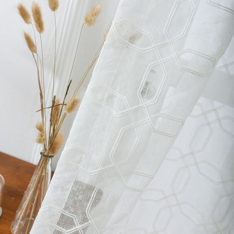 тюль с вышивкой геометрия
