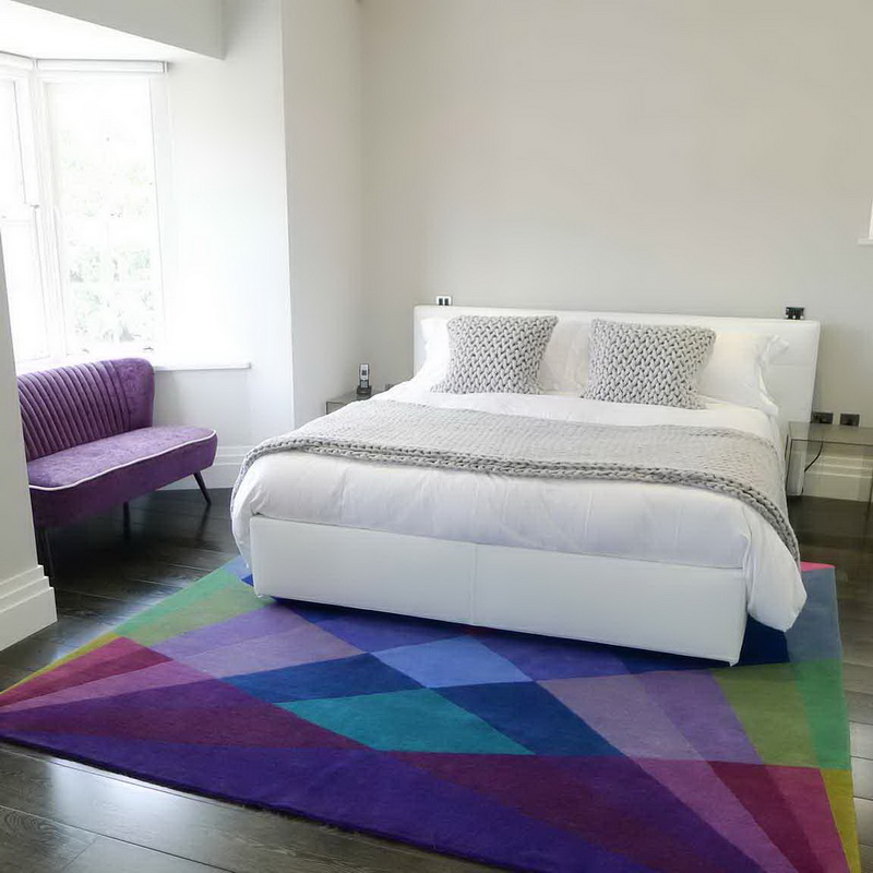 прикроватные классические коврики для спальни виды дизайна