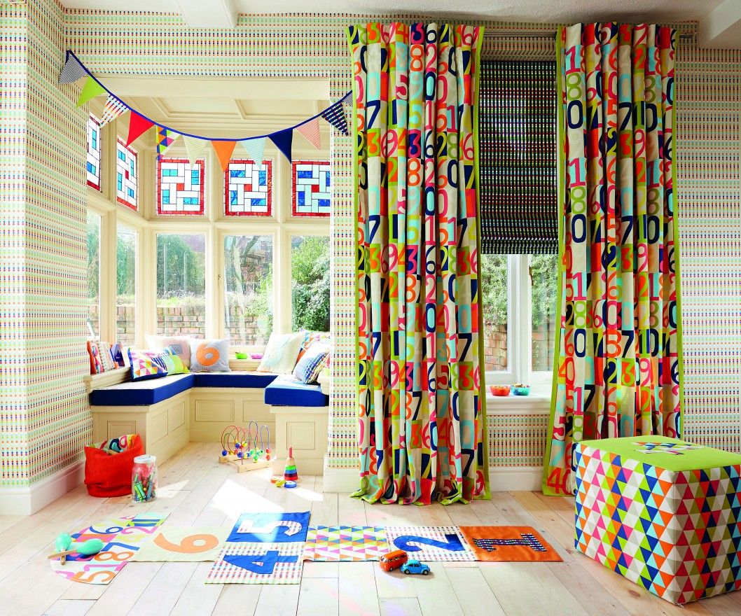 Украшаем шторы для детской комнаты своими руками