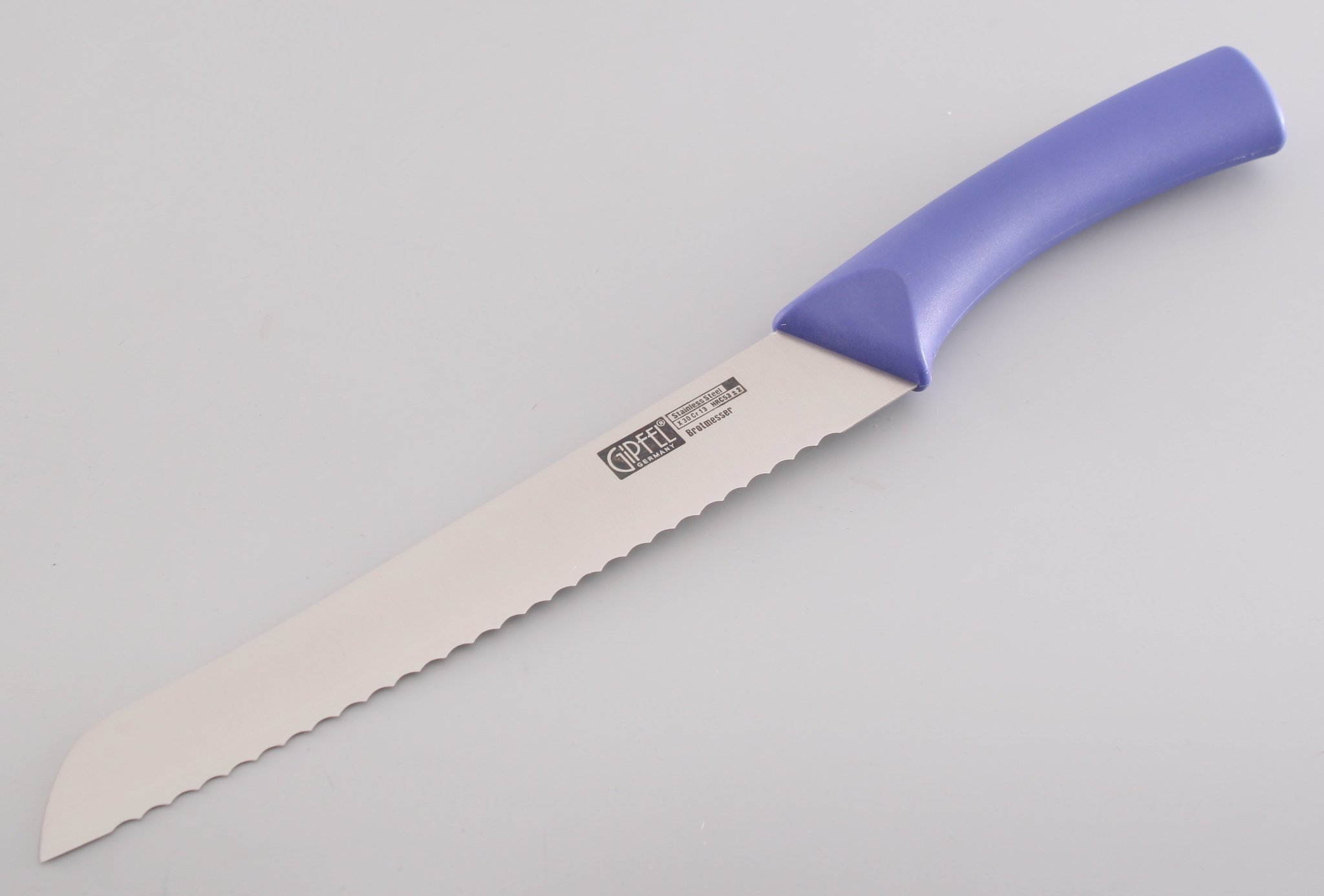 нож с силиконовой ручкой