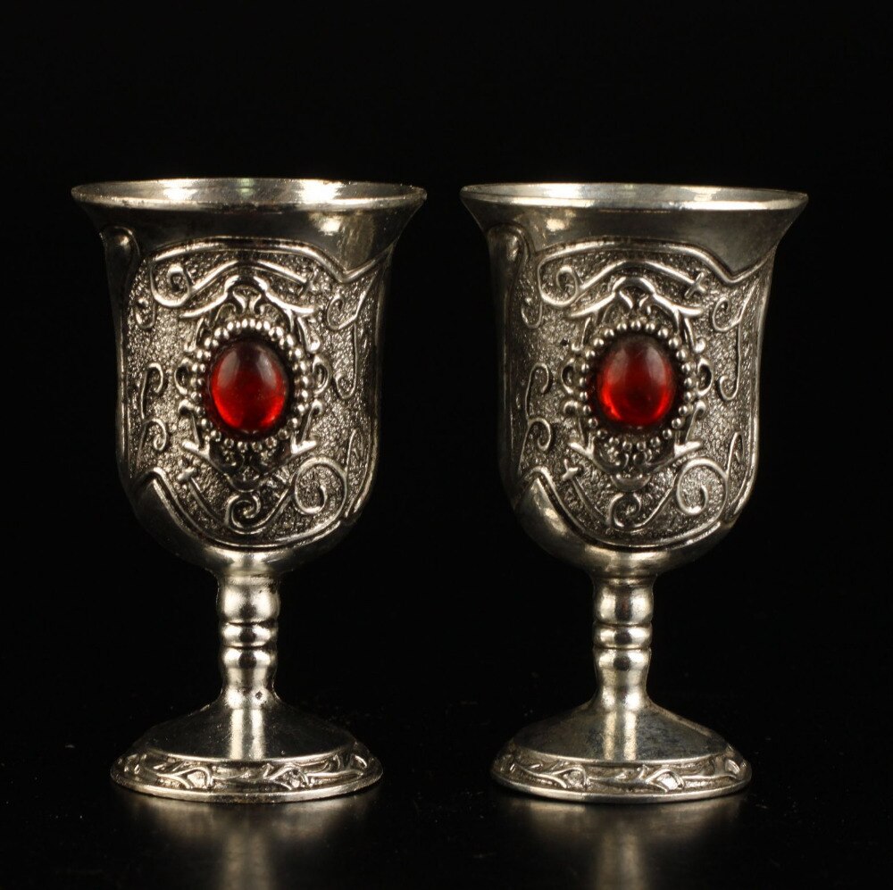 средневековые бокалы из серебра