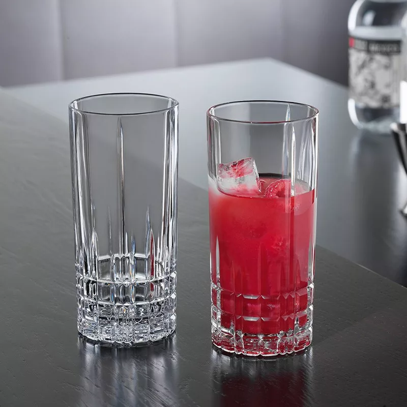 стаканы для сока и воды фото