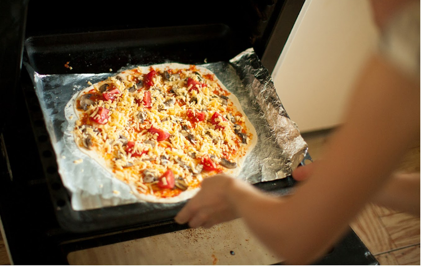 чтобы пицца не пригорела в духовке фото 5